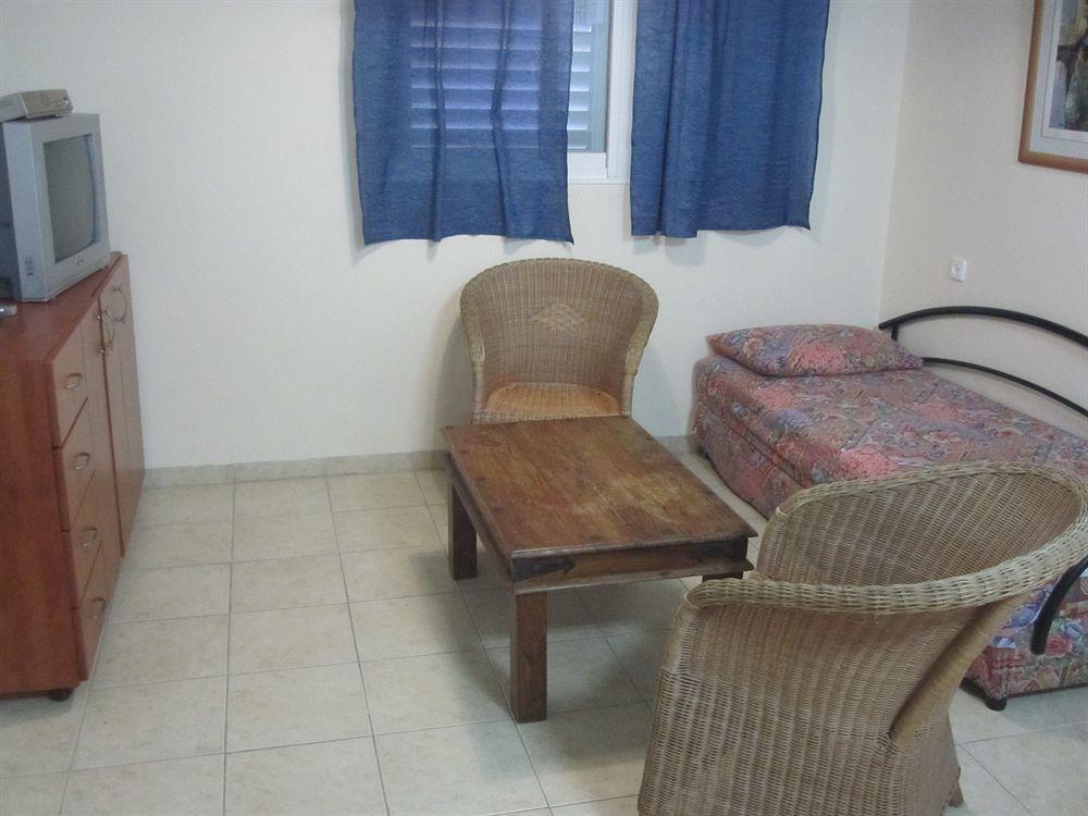 Ga'Aton Motel Нагария Экстерьер фото