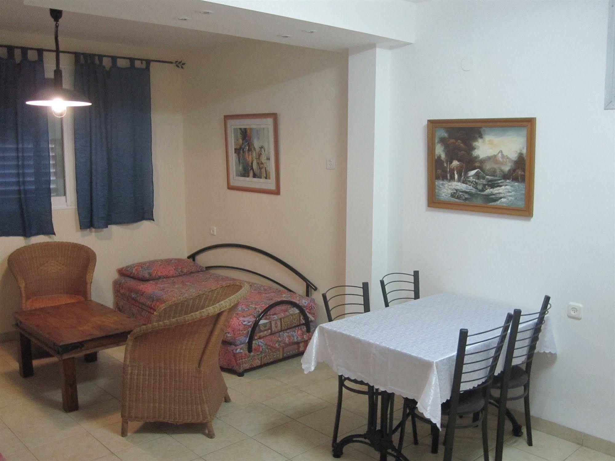 Ga'Aton Motel Нагария Экстерьер фото