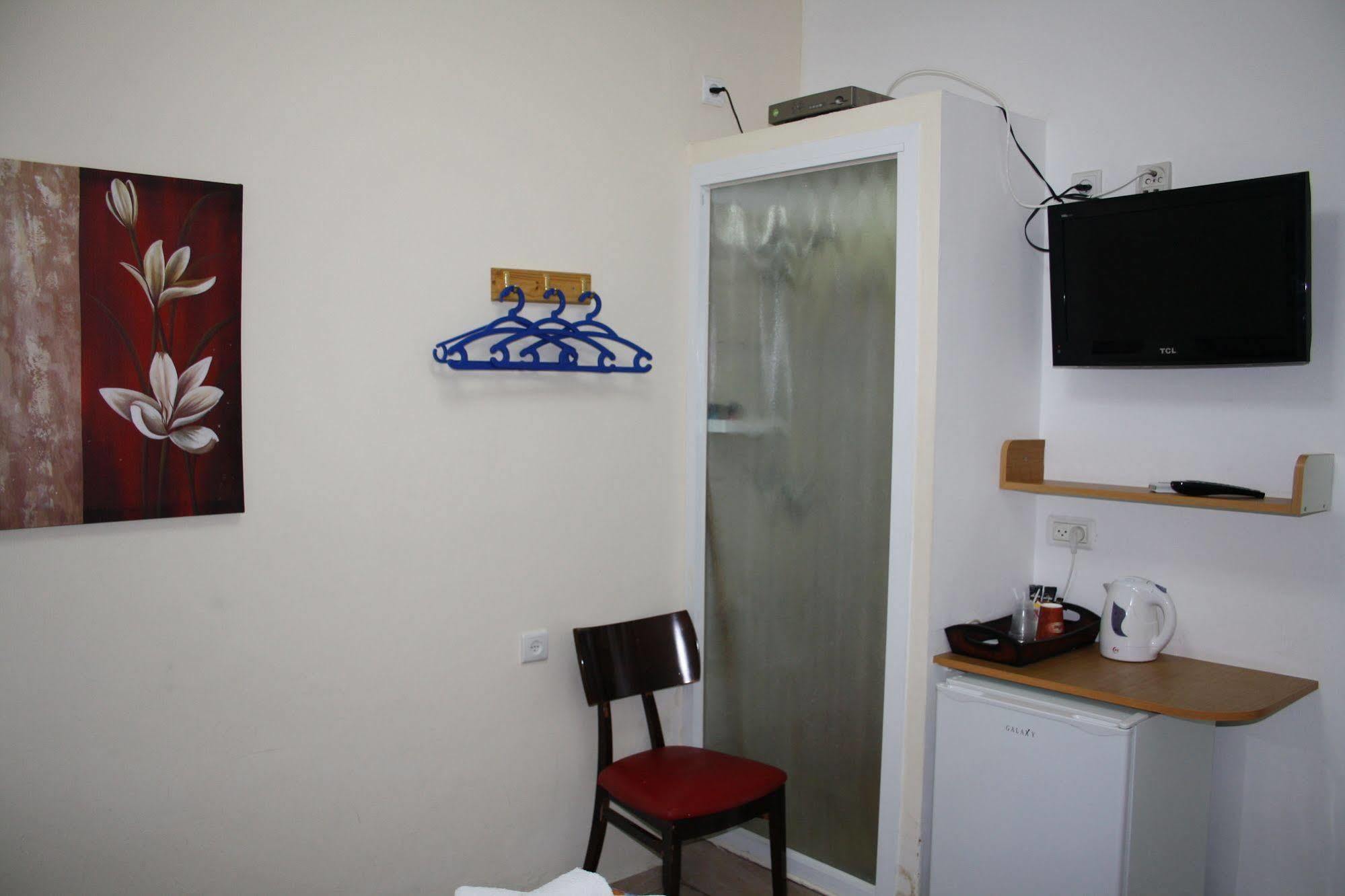 Ga'Aton Motel Нагария Экстерьер фото